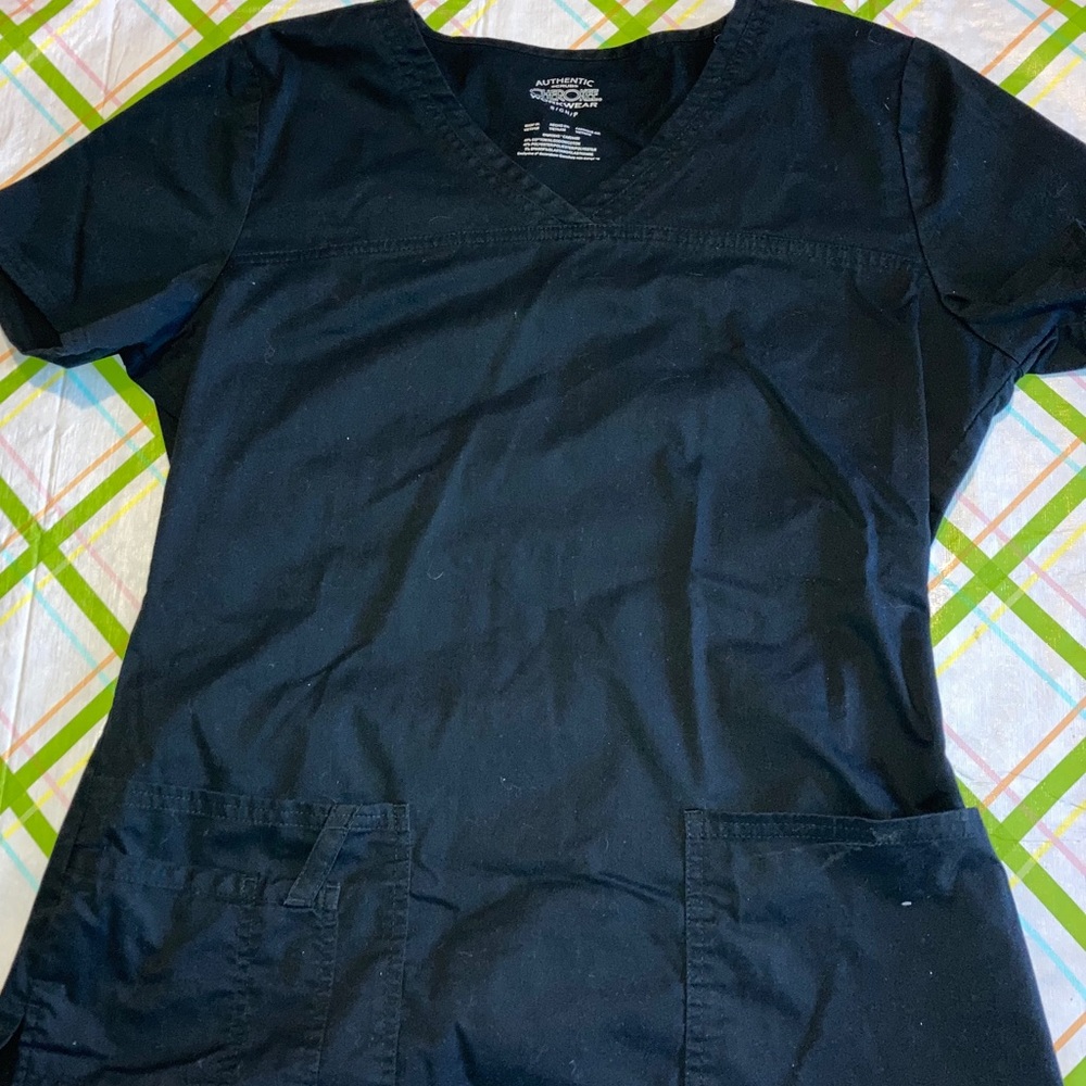 Scrub top
